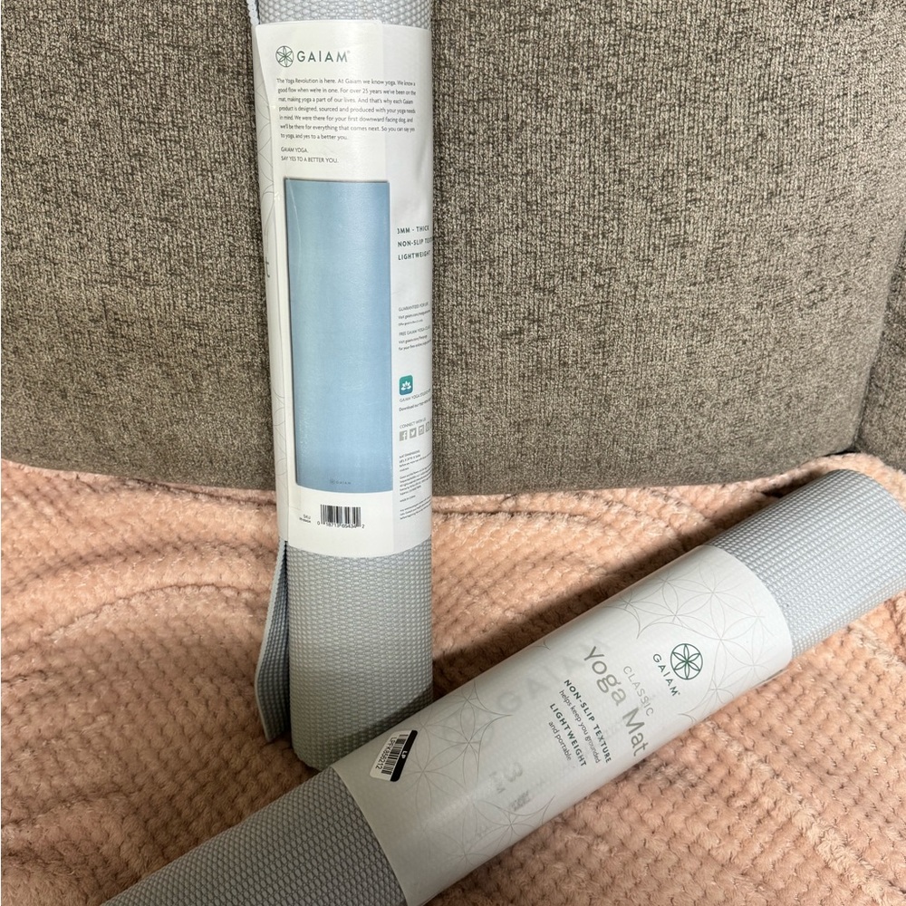 GAIAM Light Blue and Gray Yoga Mat